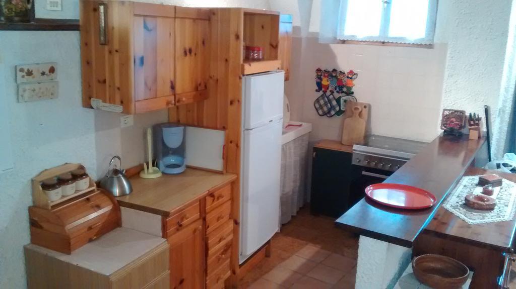 Casa Anna Villa Pieve Di Ledro Ruang foto
