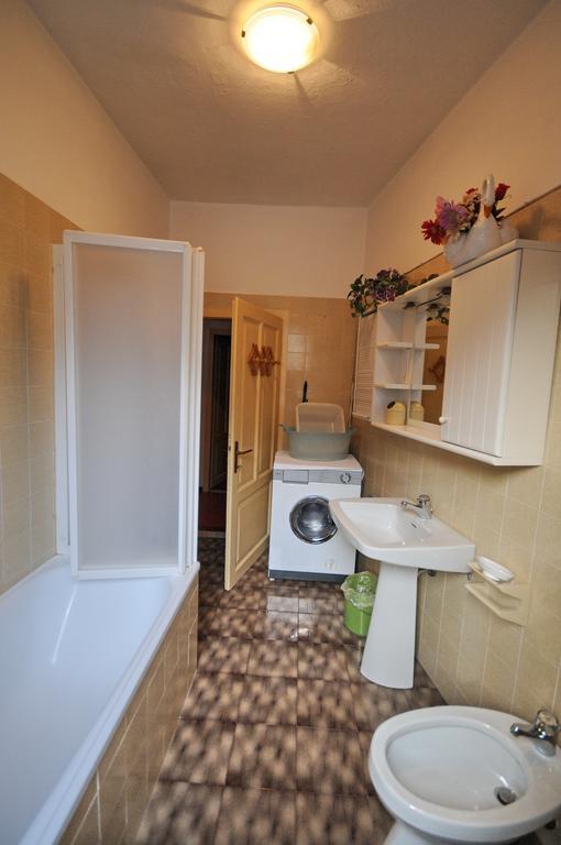 Casa Anna Villa Pieve Di Ledro Ruang foto