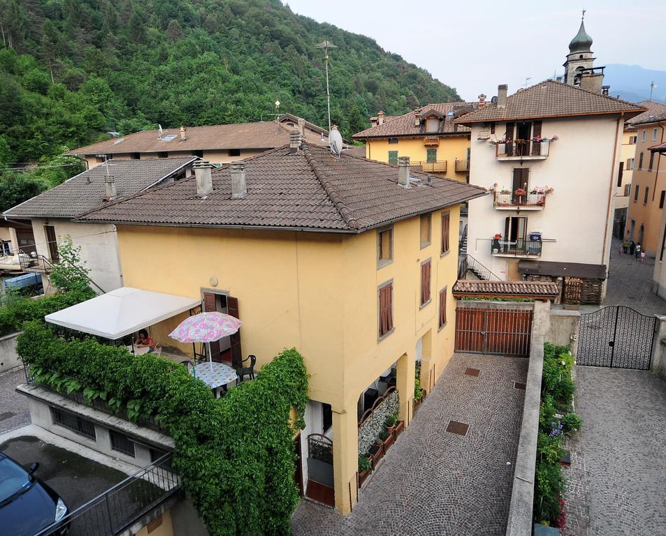 Casa Anna Villa Pieve Di Ledro Ruang foto